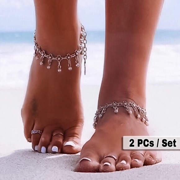Jewelry - ⚜️[𝟯/$𝟭𝟴]⚜️NEW 2 Chunky Beaded Bohemian Anklets Set